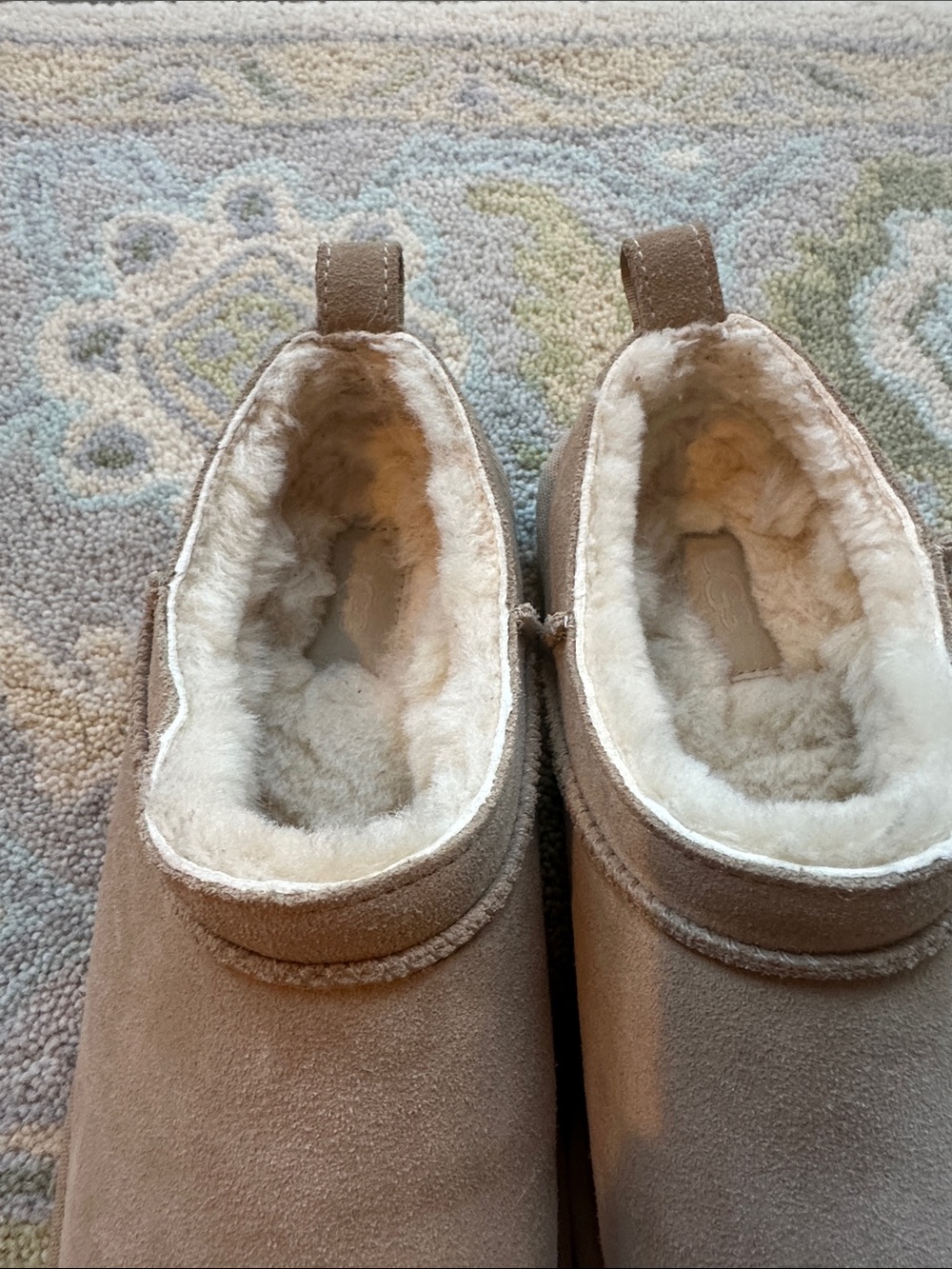 UGG Micro Boot - Picture 4 of 6